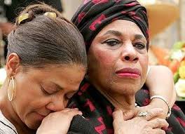 Let's learn about Leona Mitchell, renowned opera singer from Enid!  #okwomenshistory #okhistory