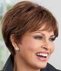 Consequently, your hair should attain the wavy hairstyle throughout the head. 30 Simple And Classic Short Haircuts For Women Over 50