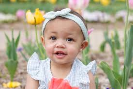 Spring showers bring Mallory flowers💐 . . . . . 📸: @rileylanephotography