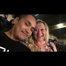 Lori Nutt's Instagram, Twitter & Facebook