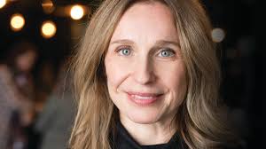 Ce que Lynda Johnson a appris de sa mère et de ses enfants