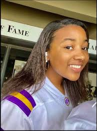 They look like sisters! 😳 Lauryn Hill and her daughter Selah Marley 🖤  #Rz93