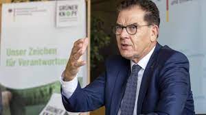 Der fc bayern münchen musste am. German Development Minister Joins Team Eib Devex