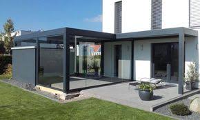 Terrassendach Camargue Mit Drehbaren Motorbetriebenen Aluminiumlamellen Im Dach Seitliche Markisen Ho Terrassendach Terrassen Dach Uberdachung Terrasse