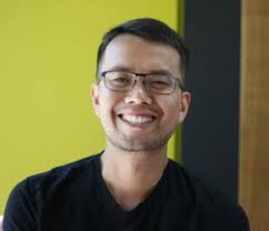 Tony Vo's Instagram, Twitter & Facebook