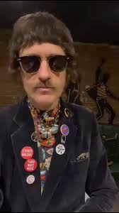 Beat the ☔️ Rain!!! Let's Make a Scene!! 🎶 🎸 #lovechesterfield #s40time  #chesterfieldmusic #chesterfieldmusicians #thes40timesessions  #derbyshiremusic #thebankshowbar #chesterfield #derbyshiremusicscene  #chesterfieldderbyshire #chesterfieldmusicscene