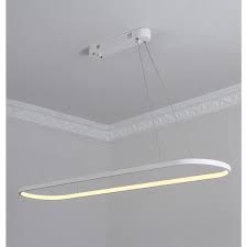 Un lustre design valorise et met en lumière toute la pièce, c'est lui va donner le ton et le dynamisme au style et à l'ambiance que vous souhaitez procurer le lustre est l'objet sur lequel on ne peut pas faire l'impasse pour que la déco d'un salon ou d'une salle à manger soit complètement aboutie, et parce. Lustre Led Design Suspendu En Arrondi Aluminium Lustres Lumeers