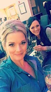 Danielle Trout's Instagram, Twitter & Facebook