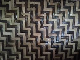 Serta ada juga motif sembruk cacing dan motif gedegan (anyaman bambu). Gedek Bambu Atau Bilik Bambu Lampung Dapurbambu