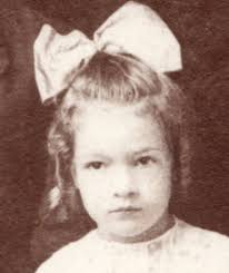 Sara Sue “Tommy” Nuchols Moser (1913-2001)