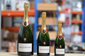 Pour Les Petites Moyennes Et Grandes Occasions Champagne Bollinger Champagne Champagneday Vinatis Annecy Pinterest Picofth Champagne Bottle Champagne Drinks