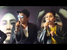 Chord & kunci gitar 'mendung tak bererti hujan' deddy dores feat ella versi termudah. 6 98 Mb Mendung Tak Bererti Hujan Download Lagu Mp3 Gratis Mp3 Dragon