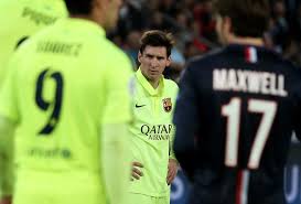 A l'heure où nous écrivons cet article, plus aucun maillot homme n'est proposé sur le store du psg. Lionel Messi Le 15 Avril 2015 Au Parc Des Princes Causerie