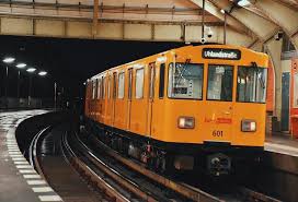 Pin By Roos And Co On Inspiration Instagram Berlin Train