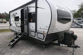 Check spelling or type a new query. New 2020 Flagstaff Micro Lite 22tbs Overview Berryland Campers