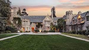 Nah, itulah deretan rumah artis paling mewah yang mungkin bisa menginspirasi anda dan keluarga. Https Economy Okezone Com Read 2017 05 27 470 1701394 5 Rumah Paling Mahal Dan Mewah Di Dunia