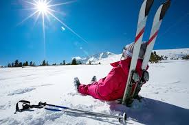 Complexele turistice cheile gradistei va ofera facilitati atat pentru sporturi de vara, cat si de iarna: Vacanta La Munte Agentii De Turism Chisinau Moldova Easytours Agentie De Turism Chisinau Easytours