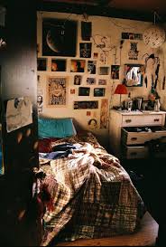20 Awesome Hippie Bedrooms Ideas Page 17 Of 24 In 2020 Quirky Bedroom Indie Room Indie Bedroom