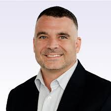 Ryan Renaud's Instagram, Twitter & Facebook