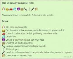 Whatsapp es una aplicación gratuita y ofrece mensajería y llamadas de una forma simple, segura y confiable, y está disponible en teléfonos en todas partes del mundo. Elije Un Emoji Y Cumple El Reto Es Un Reto Para Whatsapp Para Compartir Con Todos Los Contactos Que Quieras A Ver Que Emoji Funny Questions Love Messages Memes