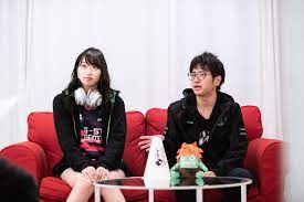 プロゲーマーふ～どとグラドル倉持由香が結婚！和装で嫁入りスペシャル【ゲーマー交遊録特別編】 – WELLPLAYED  JOURNAL【ウェルプレイドジャーナル】