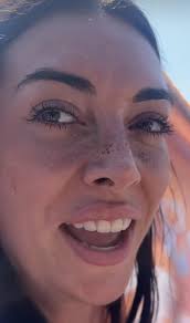 Fake puking is her new regular thing : r/briannachickenfrsnark