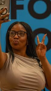 We are proud to see how the community of entrepreneurs of the new Majority  is growing. That is why we want to highlight these entrepreneurs. Meet Ariane  Parham from Hamtech Solutions ✨Check