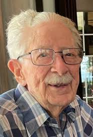 Charles Steelman's Instagram, Twitter & Facebook