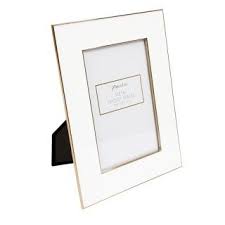 Black And Gold Picture Frames 4x6 Emilia White And Gold Photo Frame 4x6 Photo Frames Home Kitchen Gifts Home Affiliate Link Gold Photo Frames Frame Photo Frame