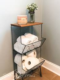 Where to put hand towels in a basket? Tqzqpim719zcvm