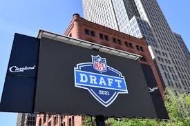 The 2021 nfl draft is slated to take place in cleveland for the first time ever, but finalization of location likely won't come until closer to the end of april draft start. Bengals 3 Round Mock Draft What To Do In Rounds 1 And 2 Cincy Jungle