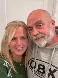 I love every moment I spend with Melissa Gorecki. Thank you for all the  time you spent with me. I love you.