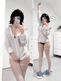 Cosplay Erotica Kitirna - Sensual Nude Poses Revealed