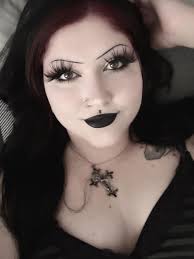 Listen! “Ace boon coon from the West Side to Senegal!”