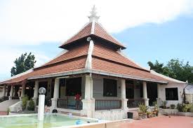 Kenapa harga rumah semakin mahal. Jom Ke Melaka Bangunan Bersejarah Di Melaka Umi Homestay Bukit Katil Melaka