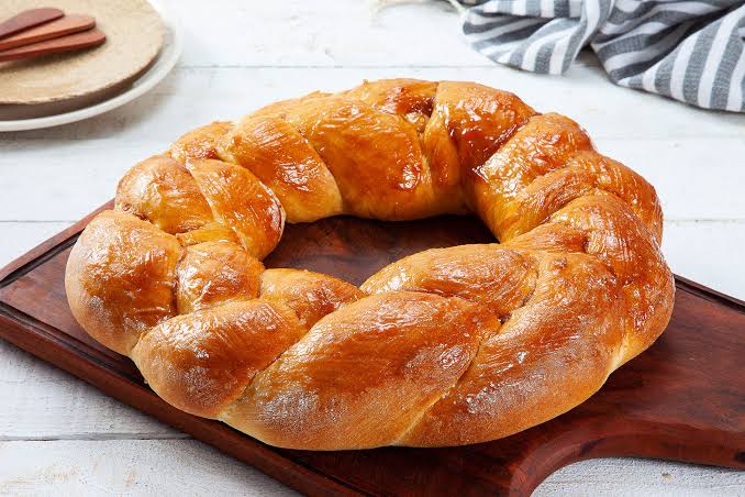 Sweet Bread Ring