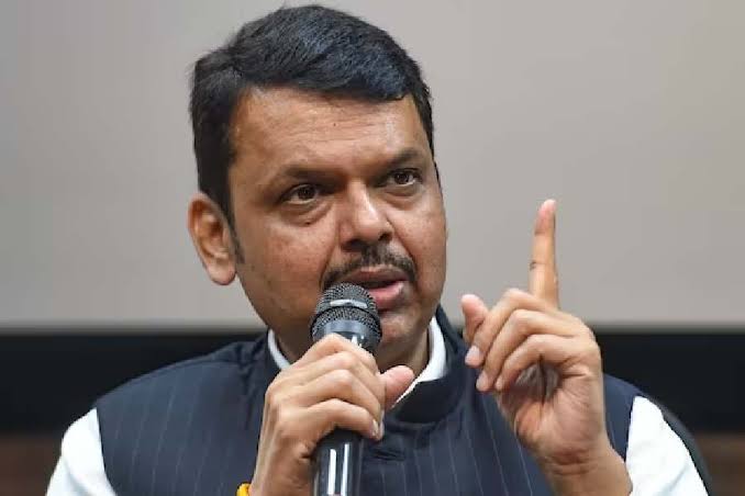 महत्त्वाच्या पदांवरच्या सर्व वरिष्ठ अधिकाऱ्यांच्या सुट्ट्या रद्द | आकाशवाणी न्यूज