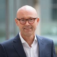 Greg Bonner's Instagram, Twitter & Facebook