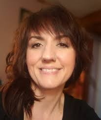 Taryn Moore's Instagram, Twitter & Facebook