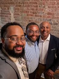 𝙀𝙣𝙩𝙧𝙚𝙥𝙧𝙚𝙣𝙚𝙪𝙧