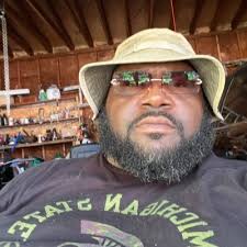 Rhema Dozier (@RhemaDozier10)