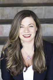 The Entrepreneur, Author Who Broke the Silicon Valley Mold