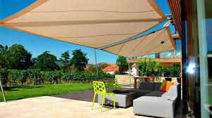 Visite nuestra exposición en elche, le esperamos. Decora Y Protege Tu Terraza Con El Toldo Adecuado