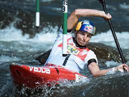 Fox demonstrated her versatility winning the k1 gold medal a week after she won the c1 at the first world cup in the czech republic. Jessica Fox Canoeist Wikipedia