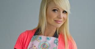 Candace French's Instagram, Twitter & Facebook