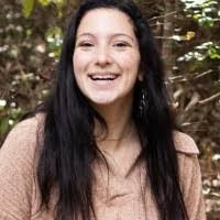 Carlee Bell's Instagram, Twitter & Facebook