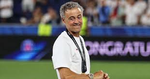 گزارش ویژه: Luis Enrique challenges PSG to raise levels further in pursuit of more silverware | FotMob - کد 2267