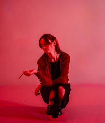 💐 MEET THE TEAM 💐 IRIS WARREN