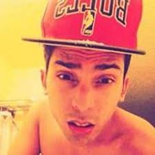 Listen to Felipe Garibo