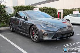 Imo tesla needs to introduce some new colors, especially for the performance. Randy S Midnight Silver Metallic Model S P90d L Unplugged Performance